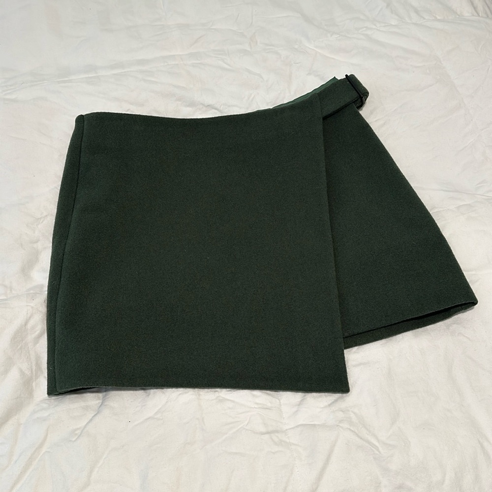 Kate spade Saturday Olive green draped mini skirt size 2